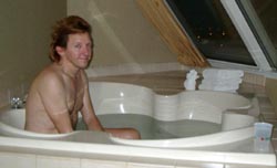 Red hair wet - Luxor spa tub - 2003